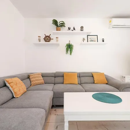 Vacation House Jakov * Ζαντάρ