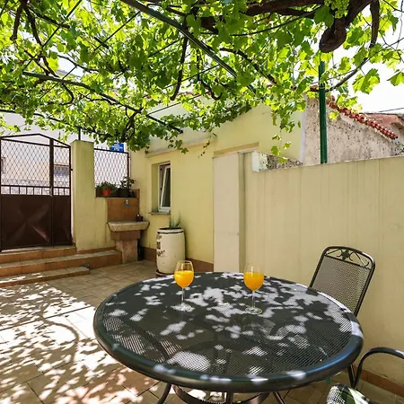 Vacation House Jakov Σπίτι διακοπών *